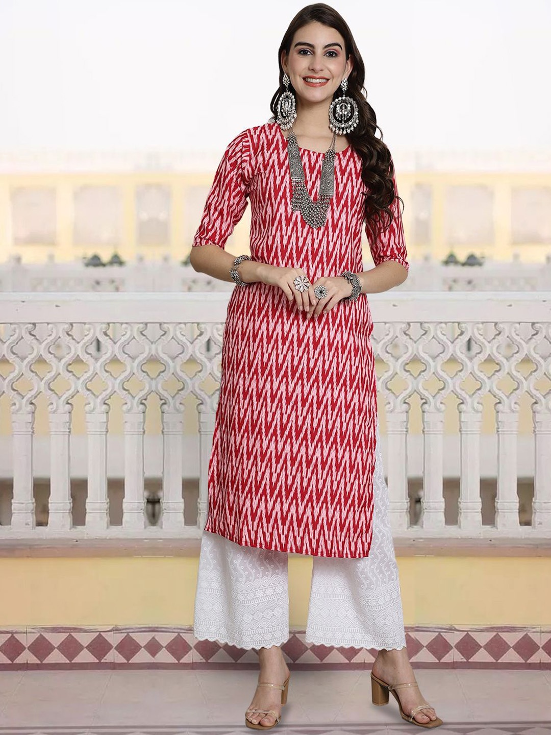 

7Threads Geometric Printed Round Neck Straight Kurta, Red