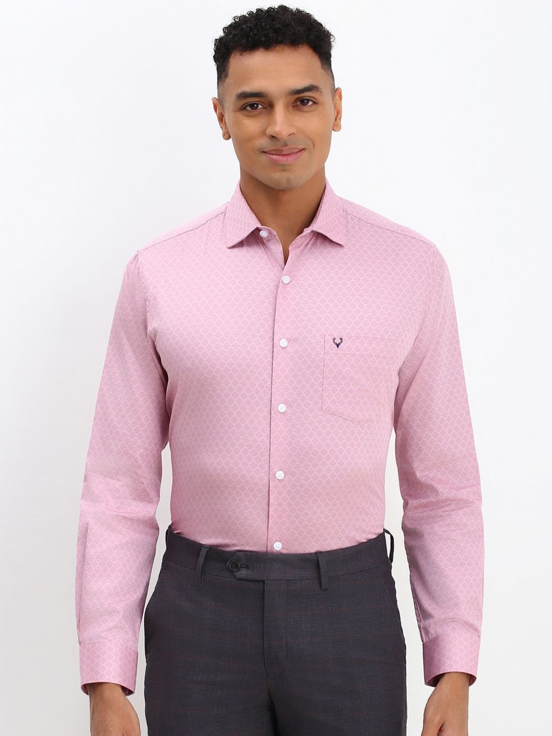 

Allen Solly Men Spread Collar Geometric Printed Cotton Slim Fit Formal Shirt, Pink