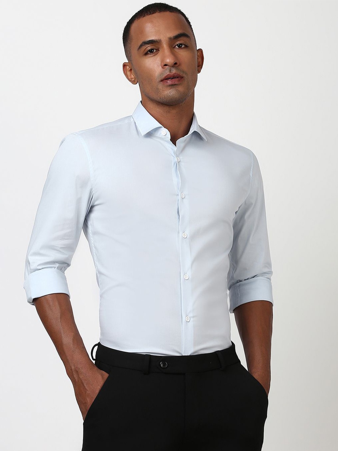 

Peter England Men Super Spread Collar Solid Cotton Slim Fit Formal Shirt, White
