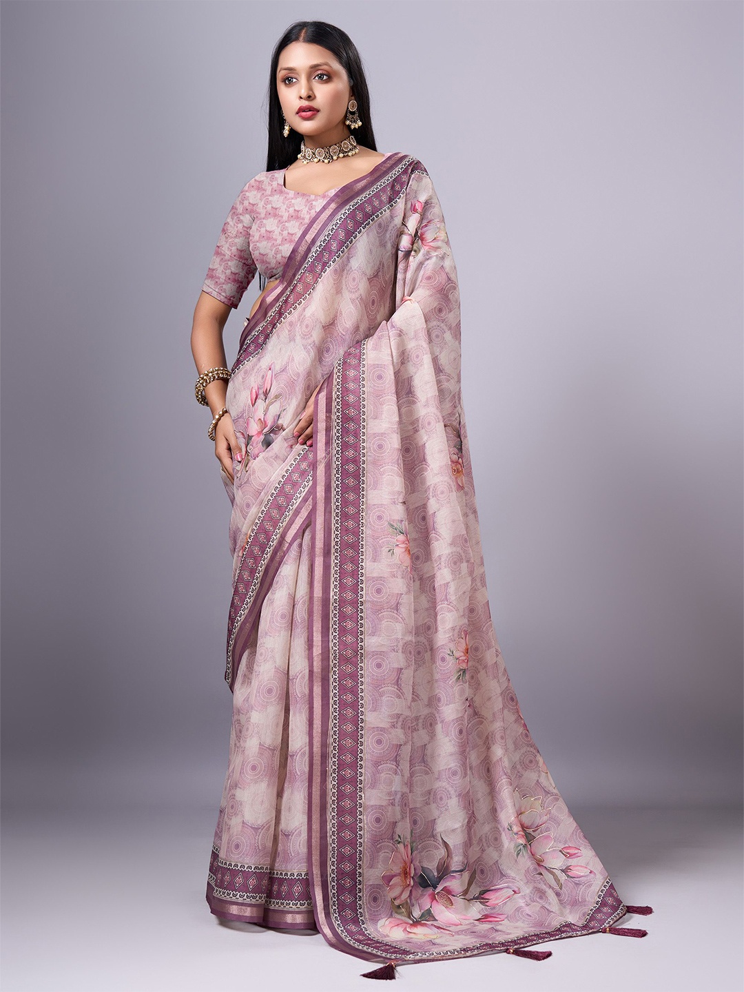 

Sanwariya Silk Floral Half and Half Block Print Saree, Purple