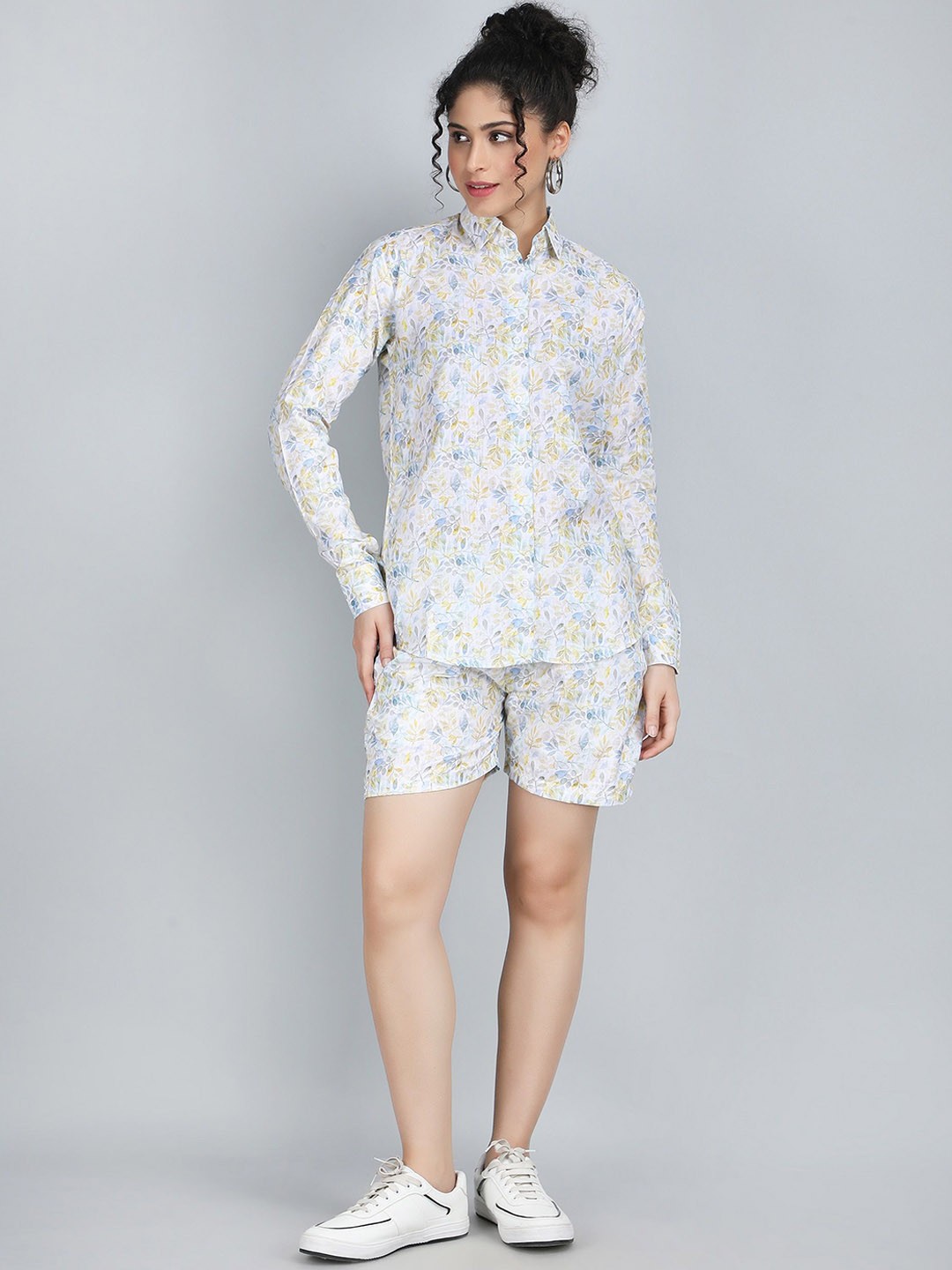 

VOGUE LIBERTY Floral Printed Shirt Collar Shirt With Shorts Co-Ords, Off white