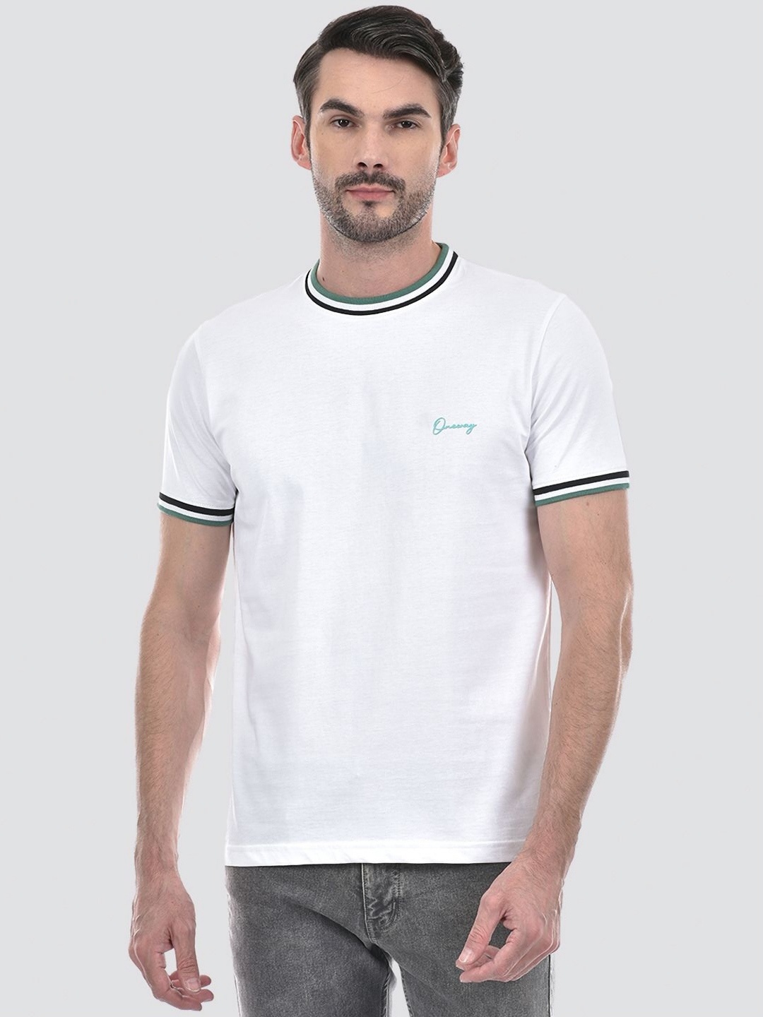 

ONEWAY Men Striped T-shirt, White