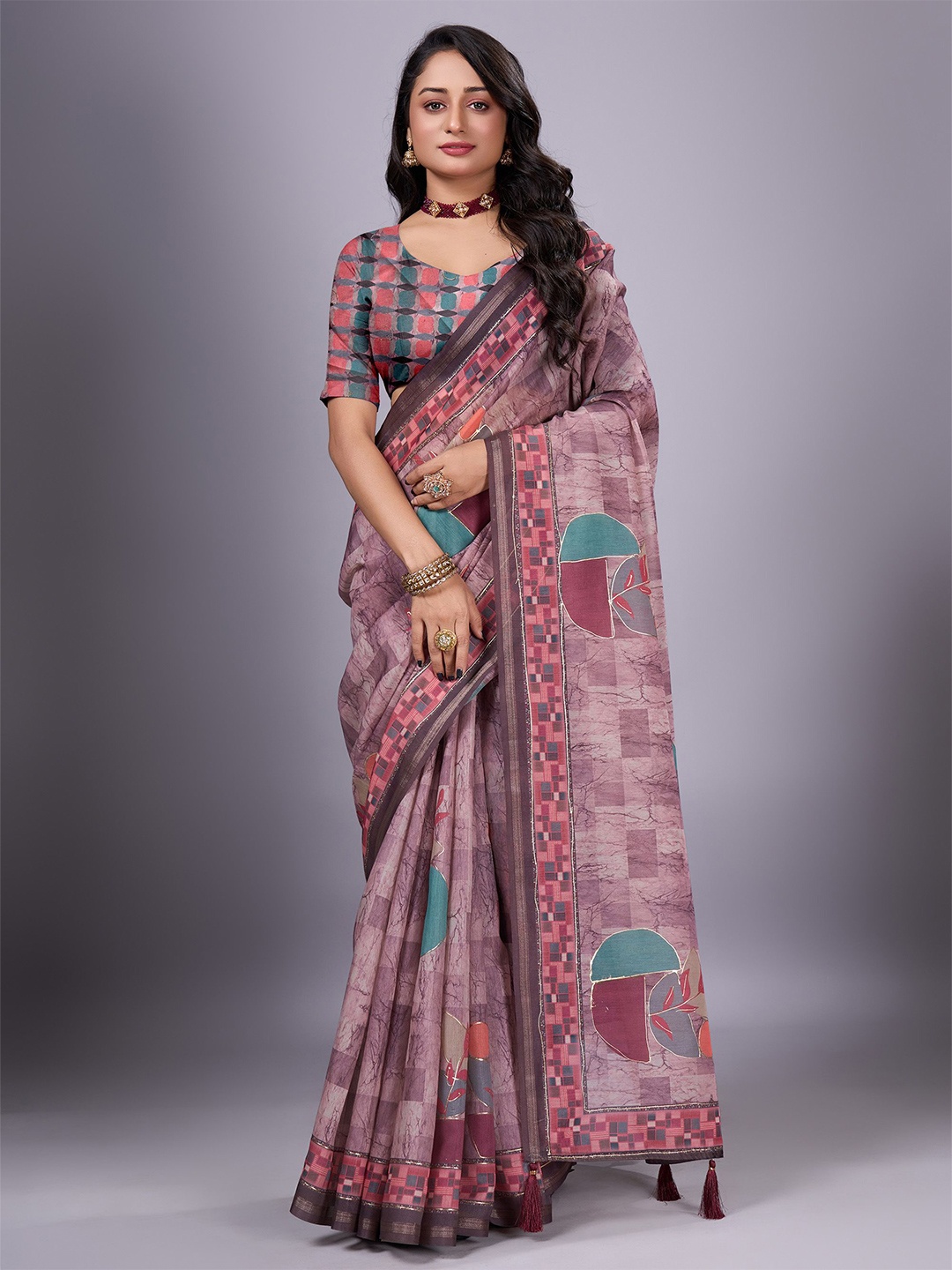 

SANJANA SILK Floral Printed Organza Block Print Saree, Maroon