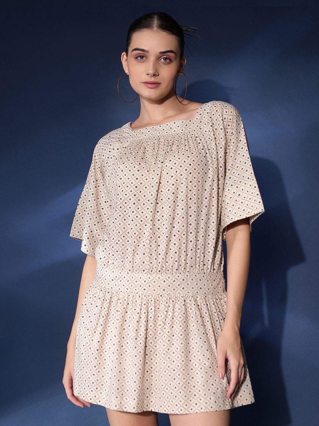 

Saint G Print Flared Sleeve Drop-Waist Dress, Off white