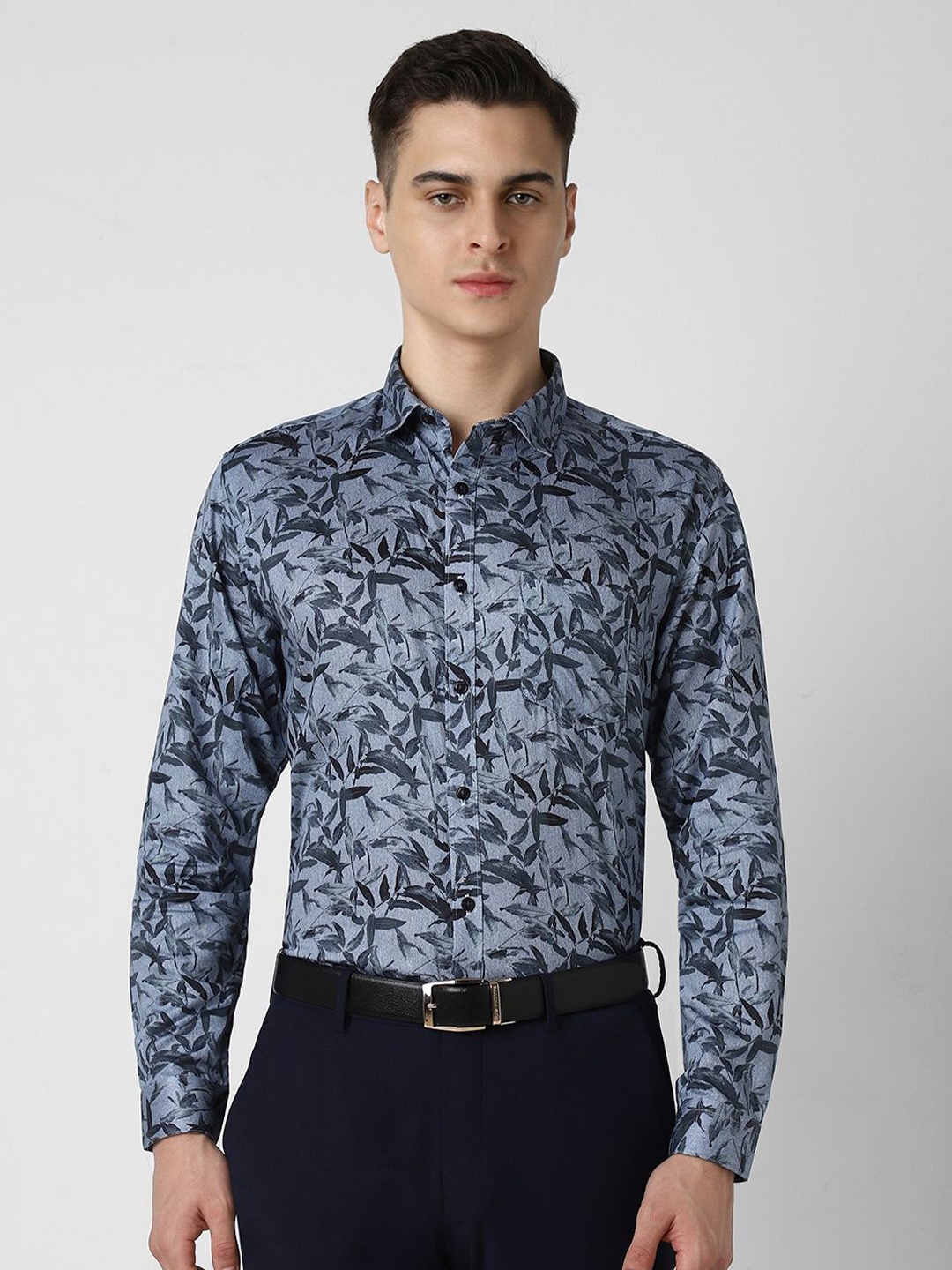 

Van Heusen Men Spread Collar Floral Printed Cotton Slim Fit Party Shirt, Blue