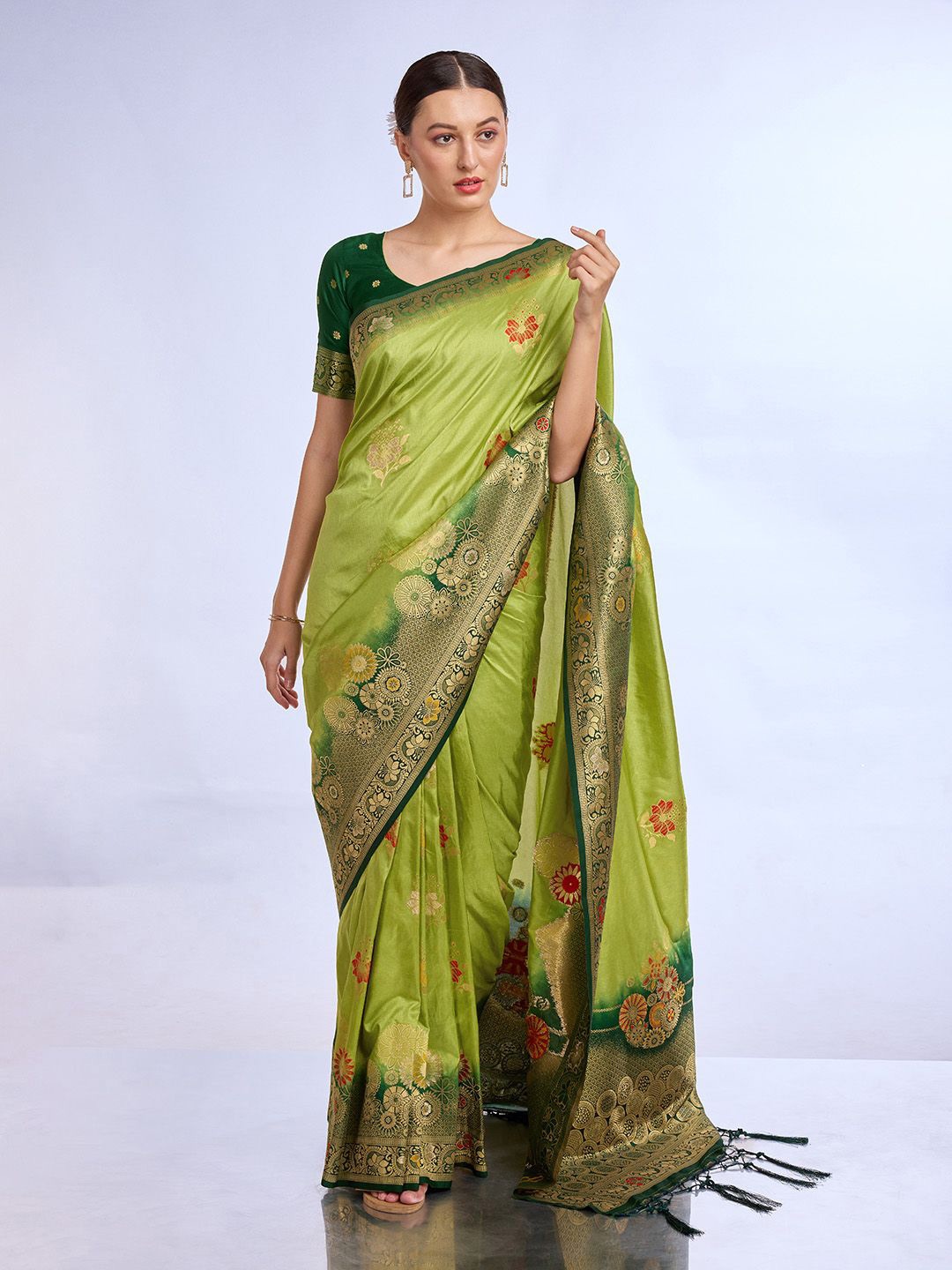 

Ishin Floral Printed Zari Paithani Saree, Green