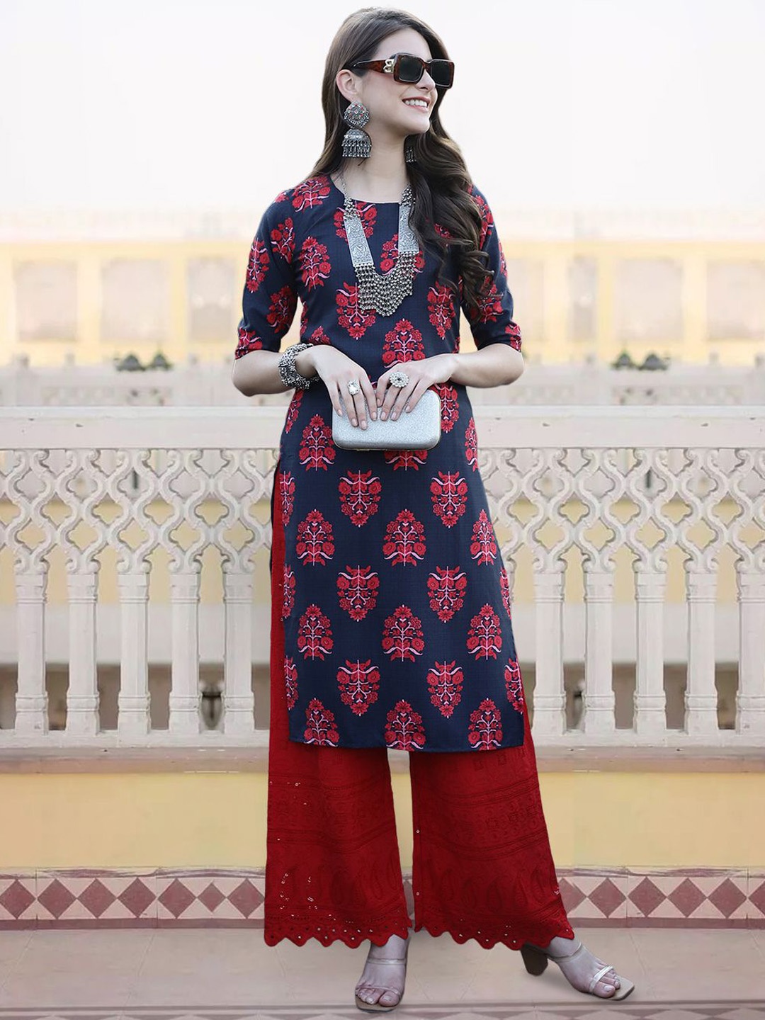 

7Threads Floral Printed Round Neck Straight Kurta, Navy blue