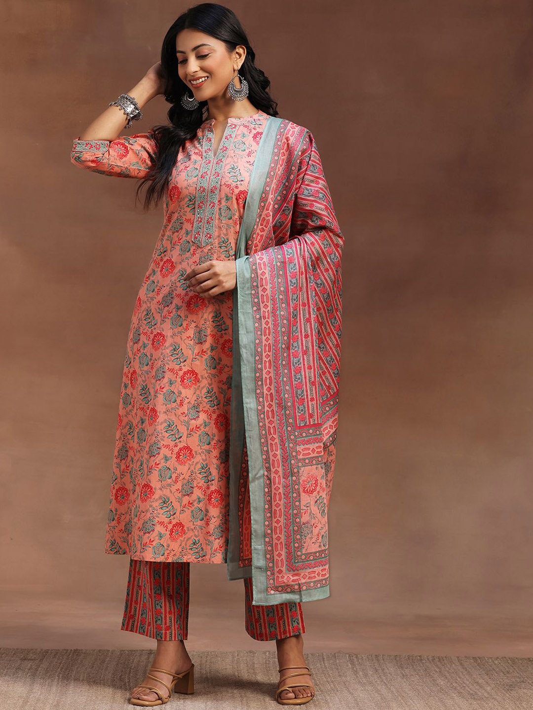 

Libas Floral Printed Pure Cotton Kurta with Trousers & Dupatta, Peach