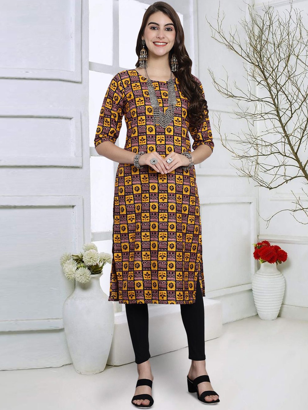 

7Threads Floral Printed Round Neck Straight Kurta, Yellow