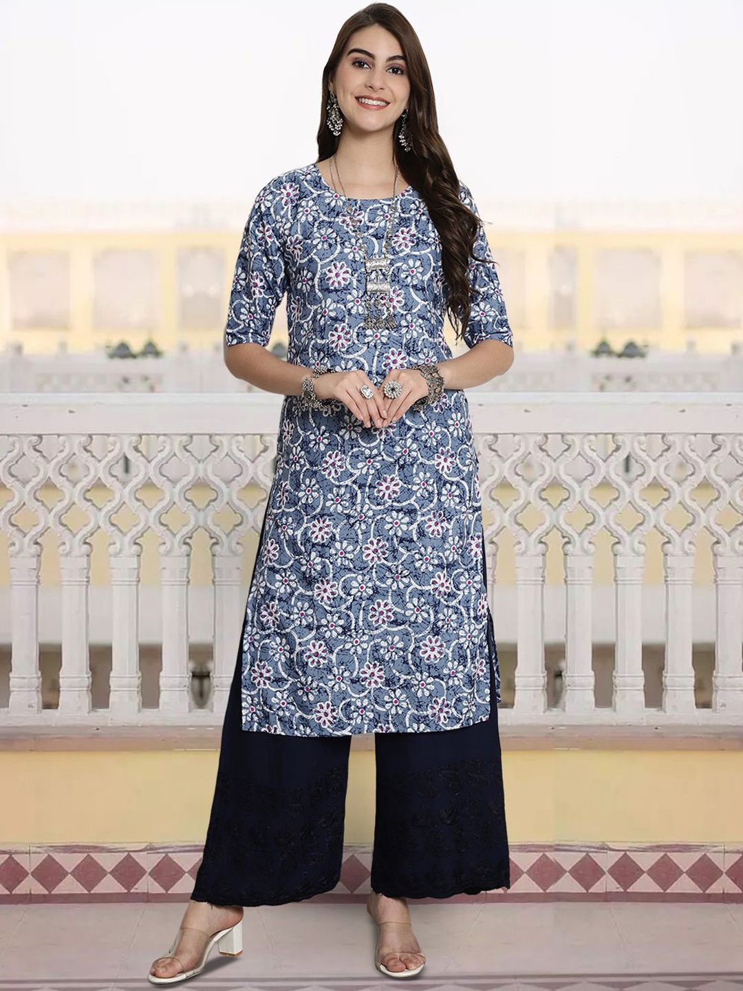 

7Threads Floral Digital Printed Round Neck Straight Kurta, Blue