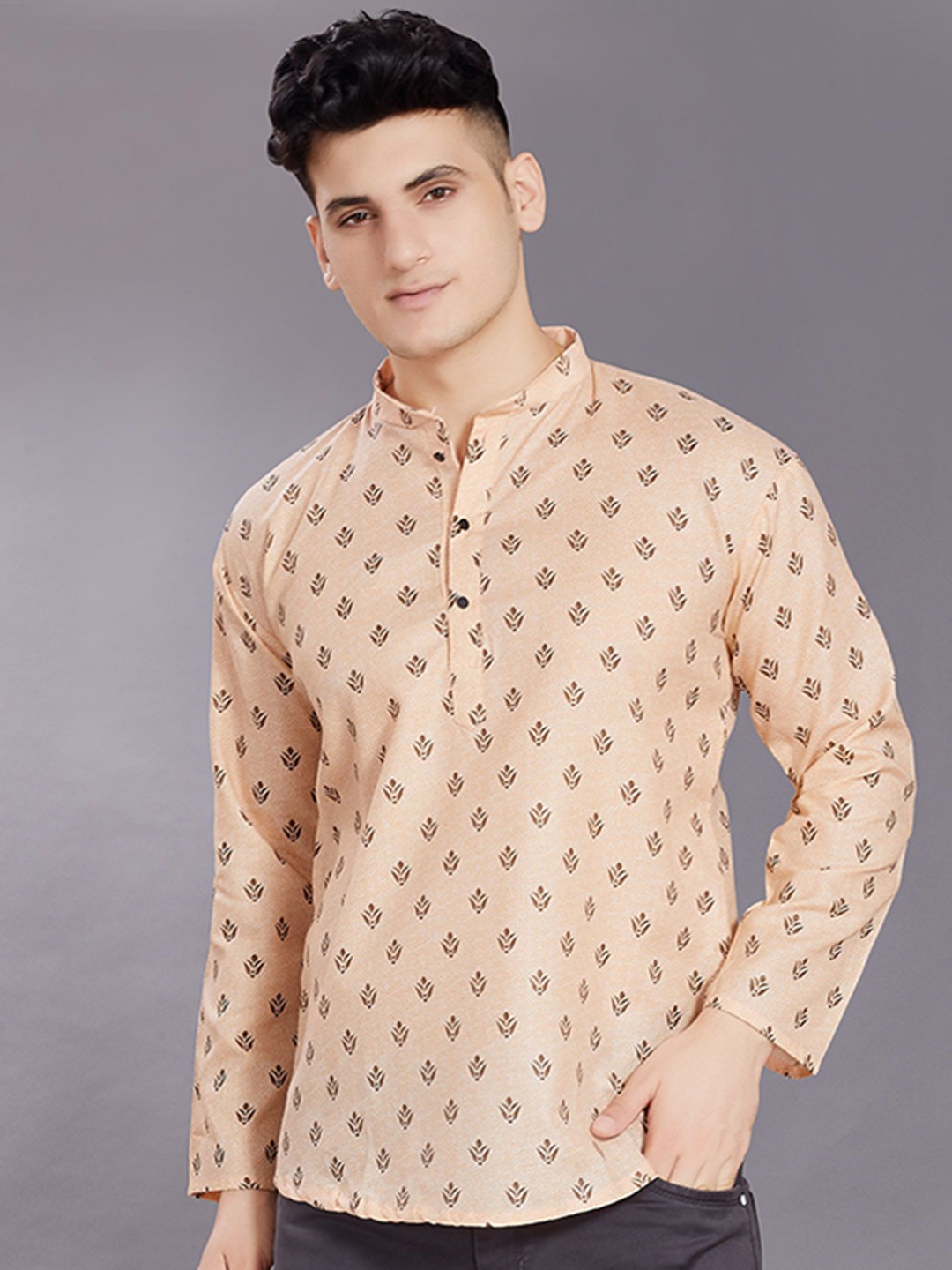 

DIVISIVE Ethnic Motifs Printed Pure Cotton Straight Short Kurta, Beige