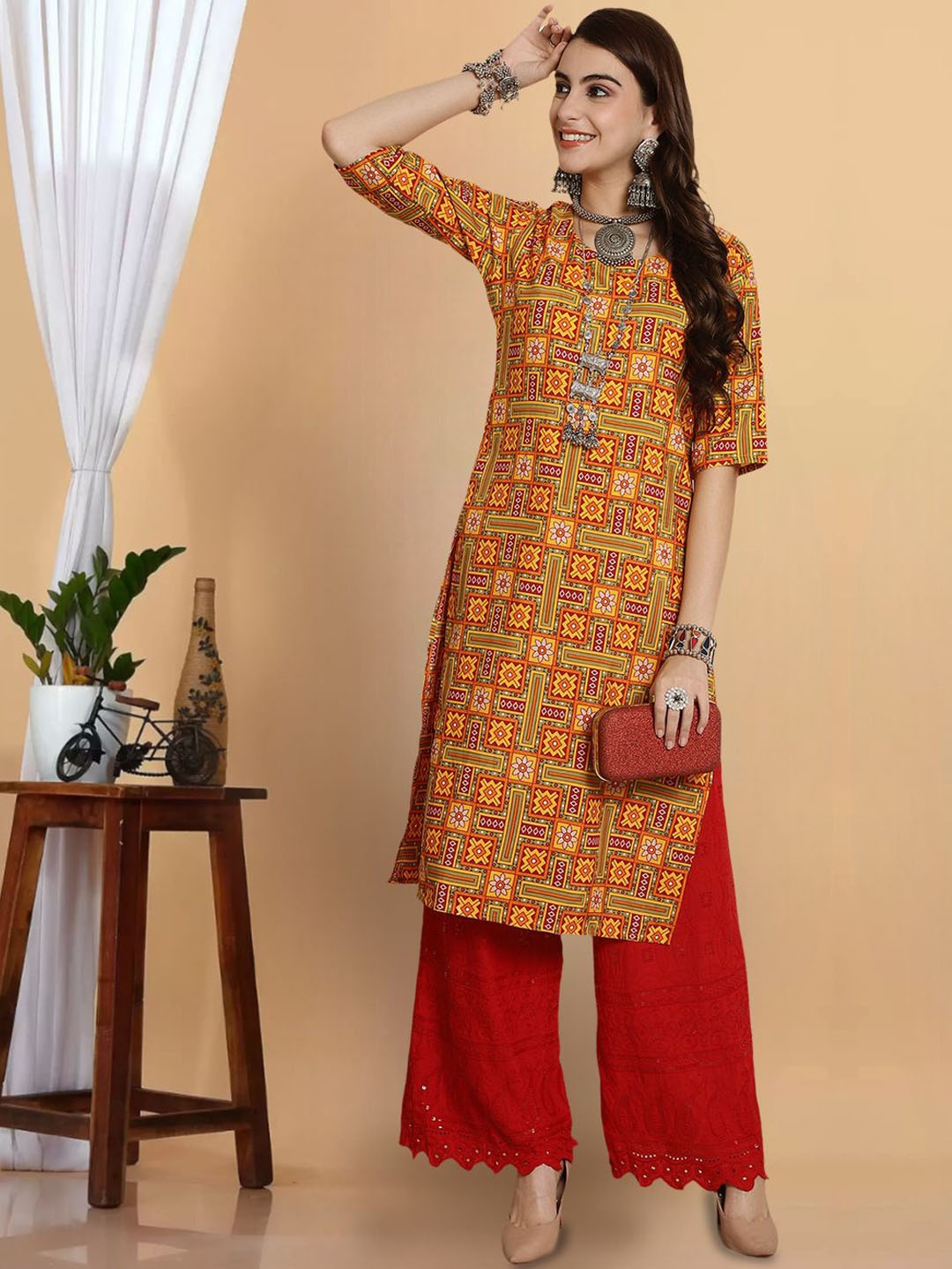 

7Threads Geometric Printed Round Neck Straight Kurta, Yellow