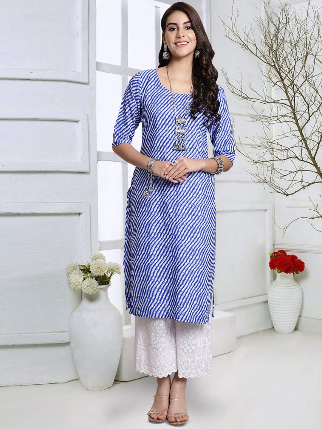 

7Threads Leheriya Printed Round Neck Straight Kurta, Blue