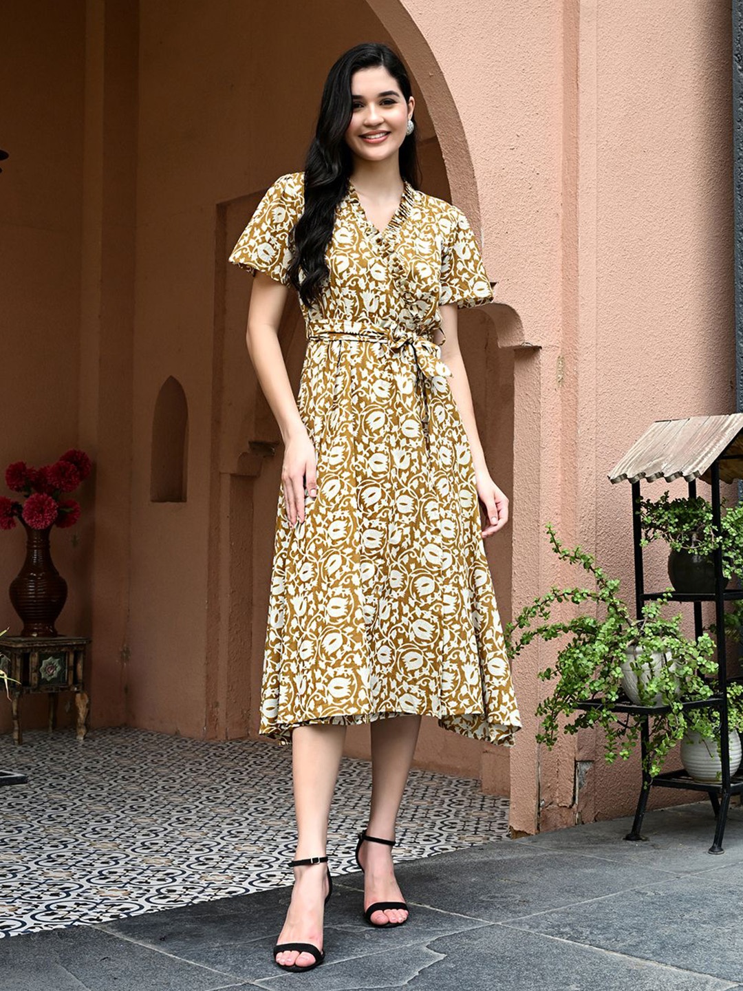 

DECKEDUP Midi Dress, Mustard