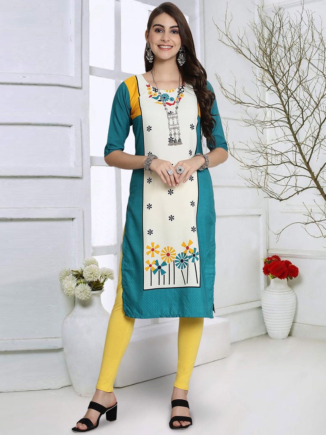 

7Threads Floral Printed Round Neck Straight Kurta, Teal