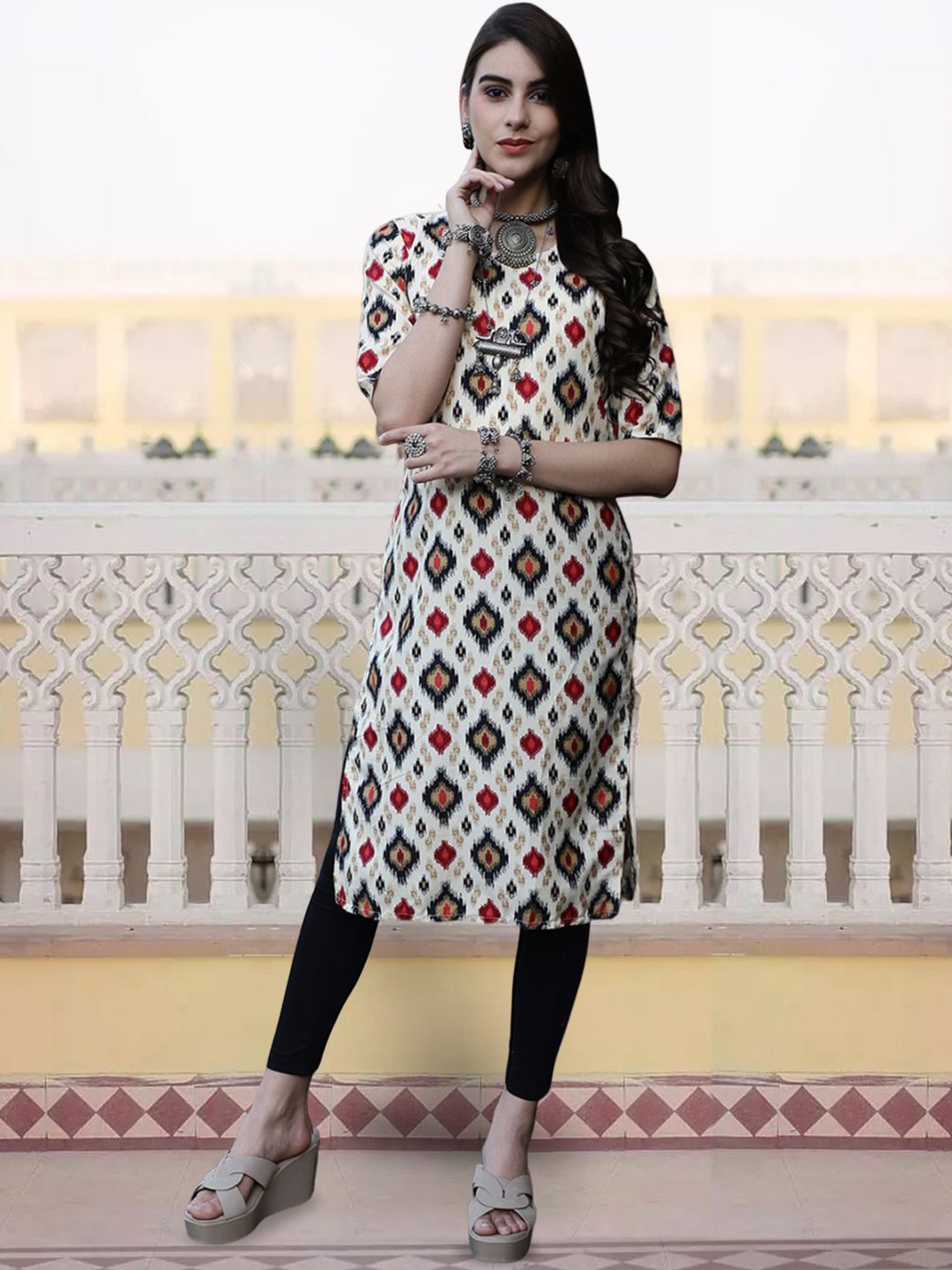 

7Threads Geometric Printed Round Neck Straight Kurta, White