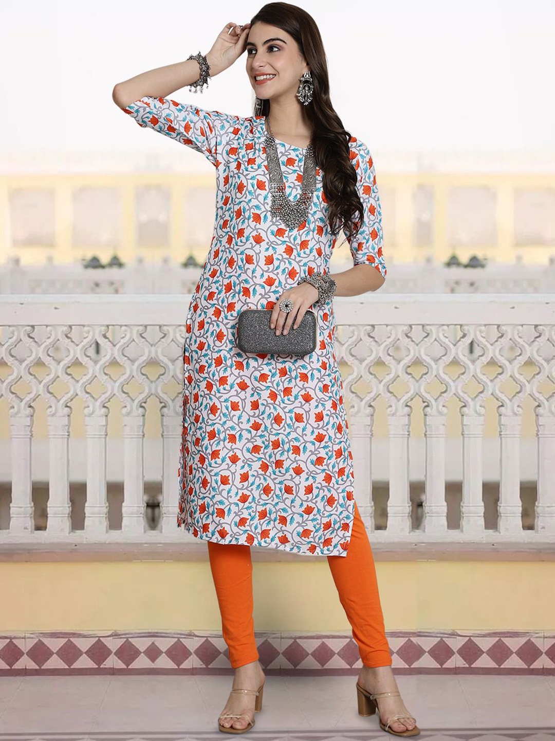 

7Threads Floral Printed Round Neck Straight Kurta, White