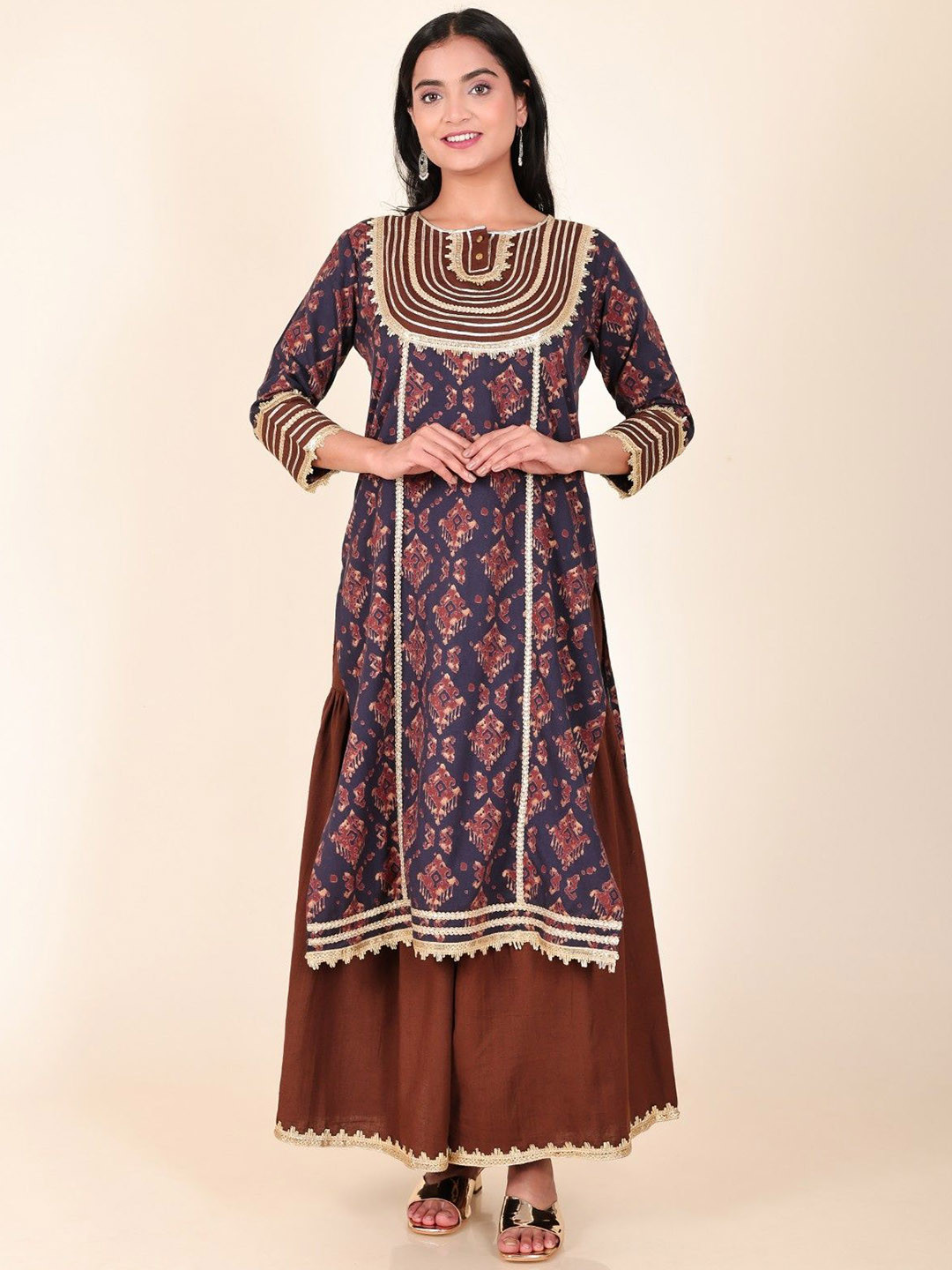 

Aramya Ethnic Motifs Printed Gotta Patti Linen Straight Kurta, Navy blue