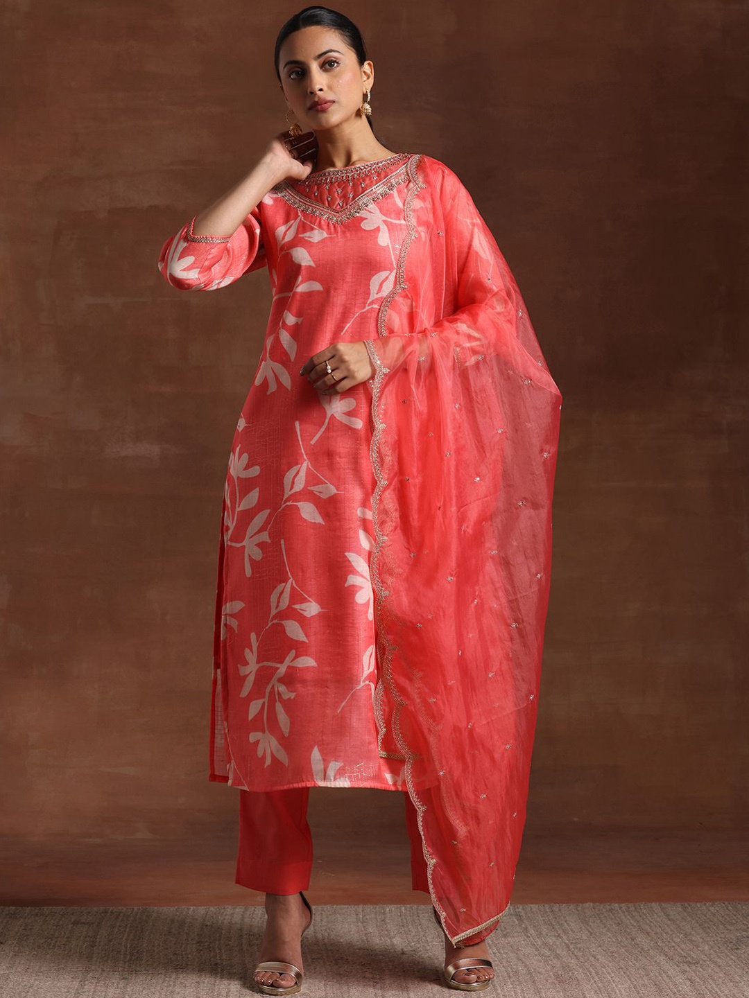 

Libas Floral Yoke Design Straight Kurta with Trousers & Dupatta, Coral