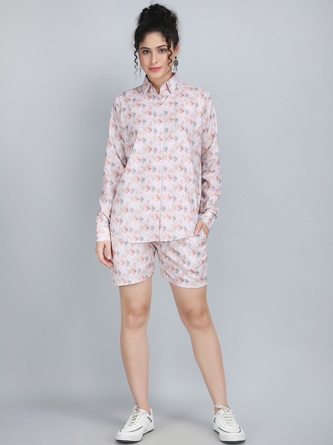 

VOGUE LIBERTY Printed Slim Fit Shirt With Shorts Co-Ords, Brown