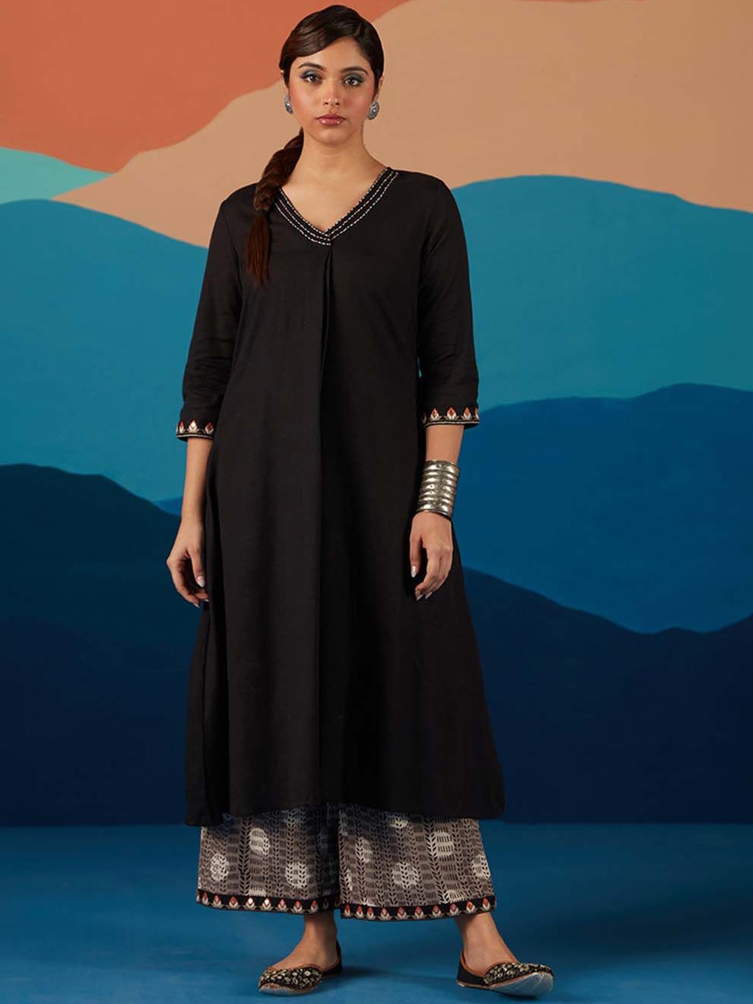 

Likha V-Neck Pleated Pure Cotton A-Line Kurta with Palazzos & Scarf, Black