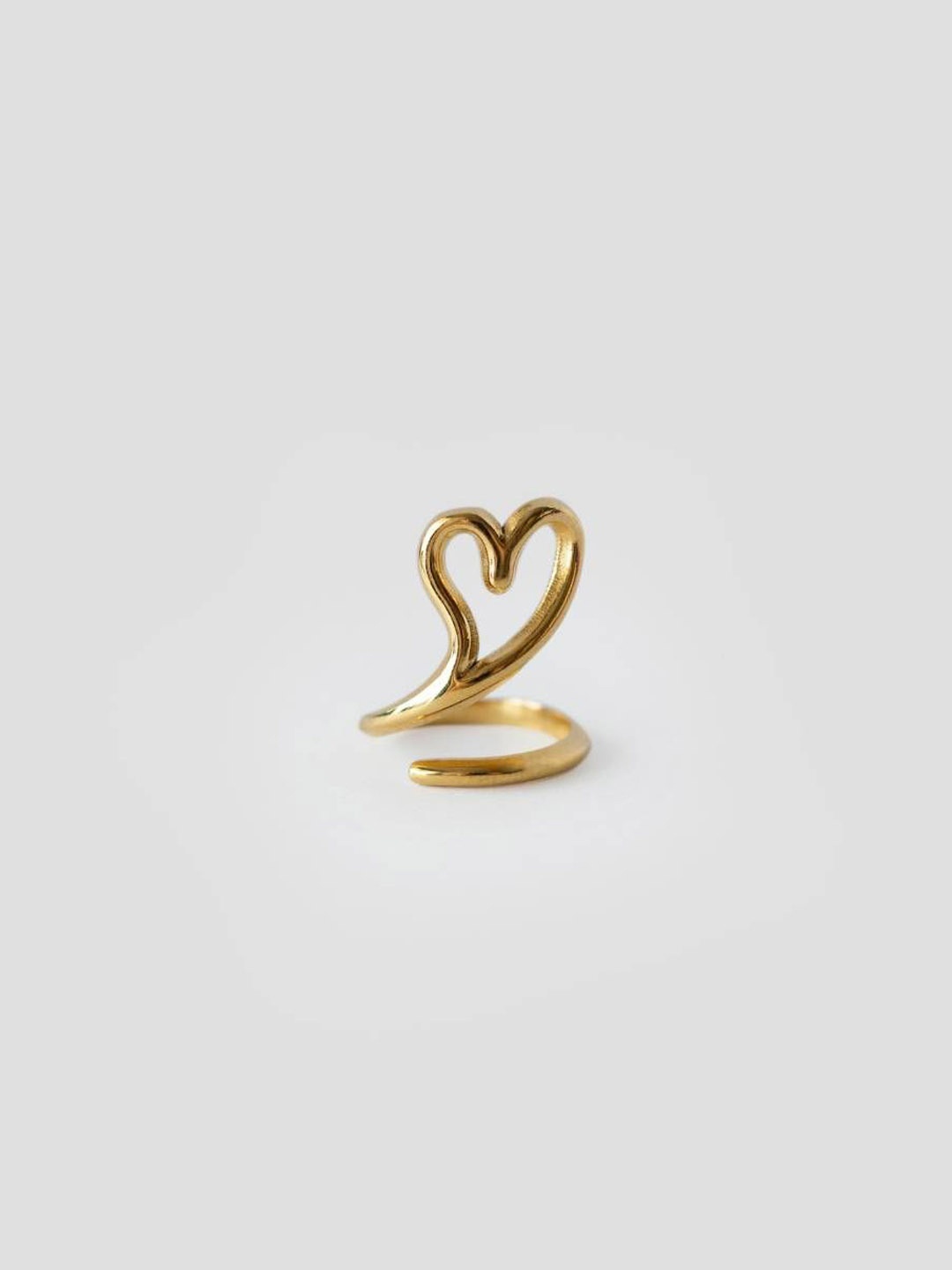 

Don't Call Me Princess Upright Heart 18k Gold Plated Stainless Steel Finger Ring