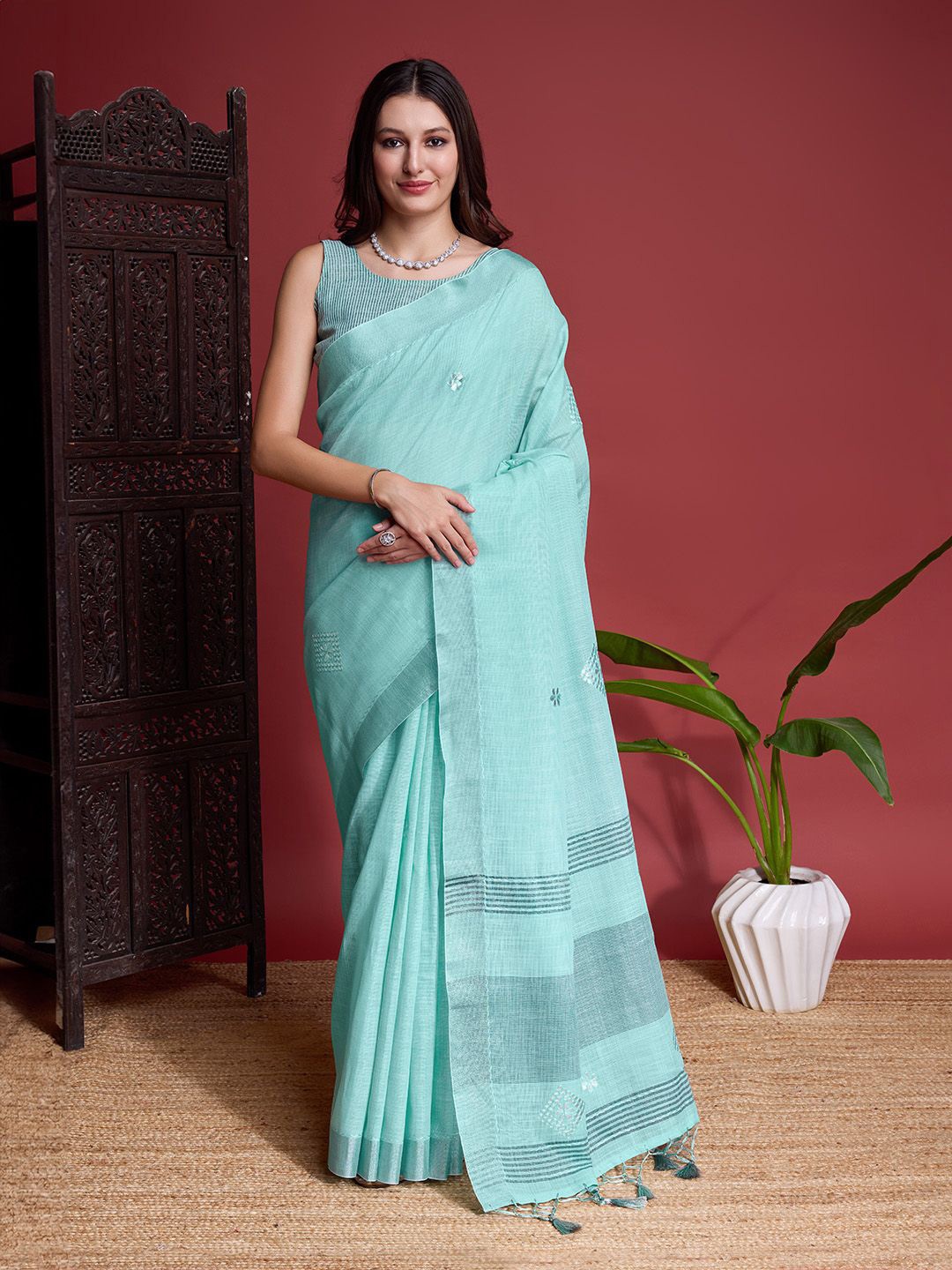 

Ishin Floral Embroidered Mirror Work Saree, Turquoise blue