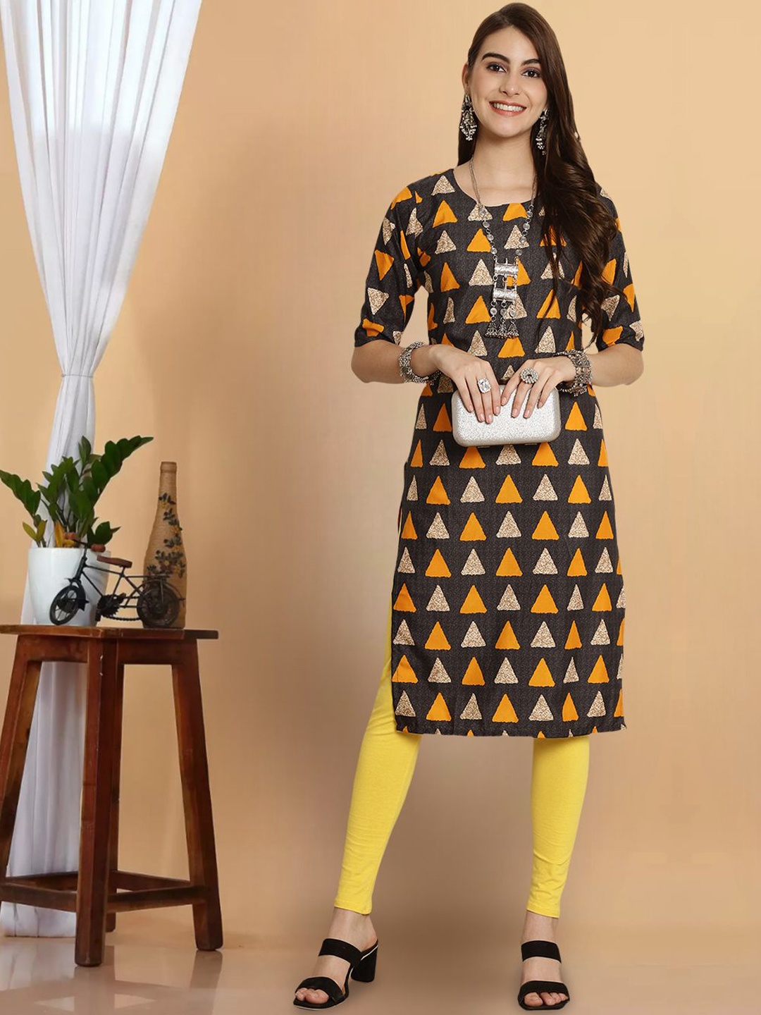 

7Threads Geometric Printed Straight Kurta, Black