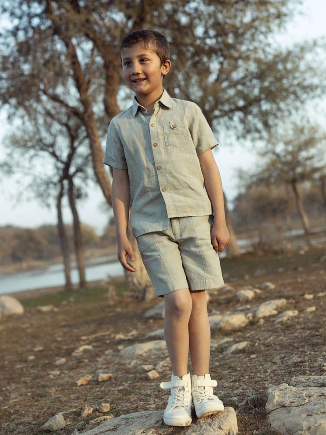 

CHI LINEN CLOTHING Boys Linen Shirt with Shorts, Olive