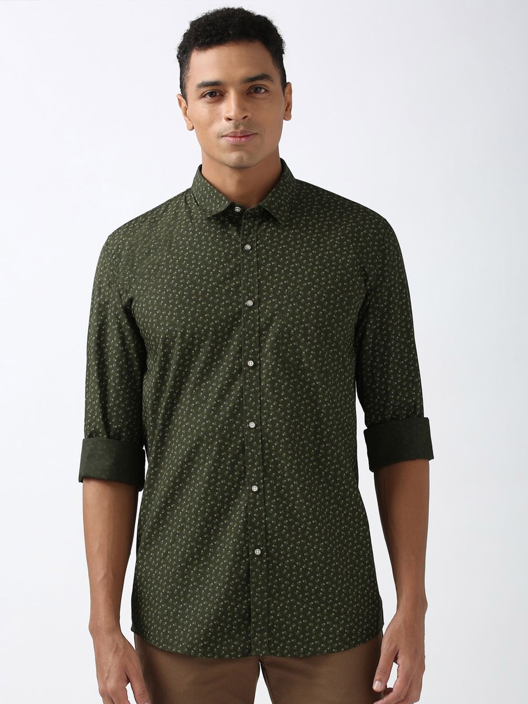 

Peter England Men Spread Collar Floral Printed Cotton Slim Fit Casual Shirt, Olive