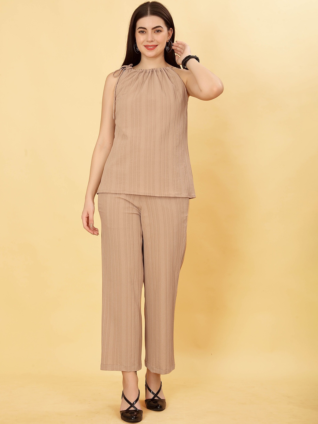 

Goti's Round Neck Top With Trousers, Khaki