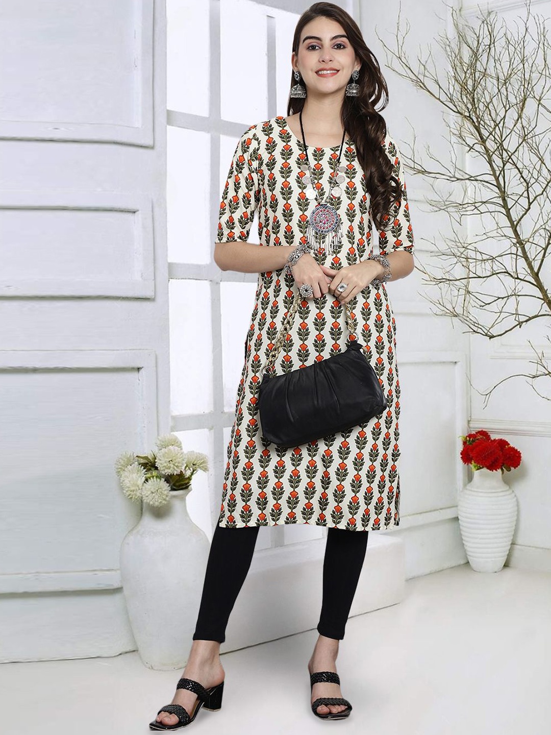 

7Threads Floral Printed Round Neck Straight Kurta, Beige
