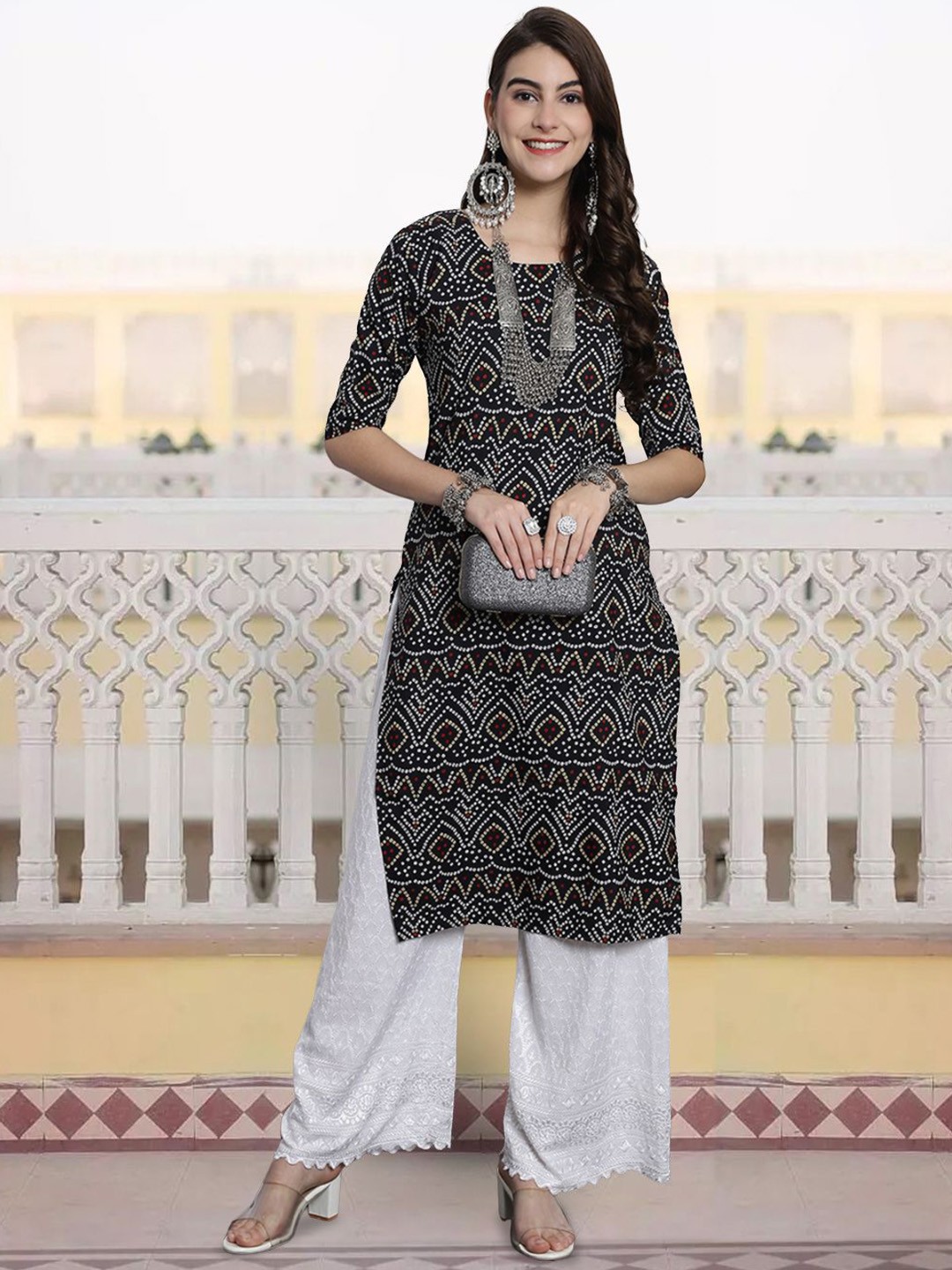 

7Threads Bandhani Printed Round Neck Crepe Straight Kurta, Black