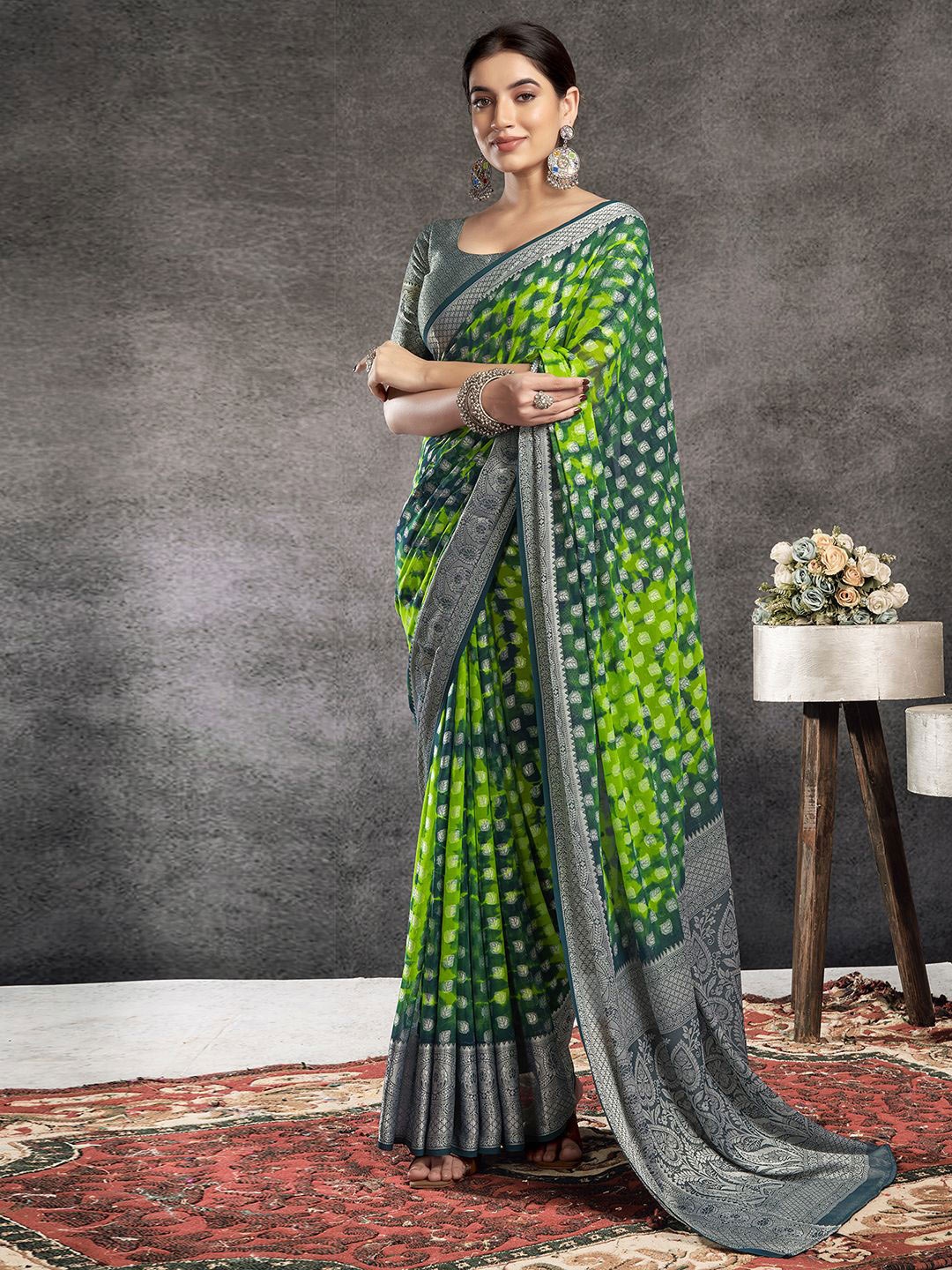 

Satrani Women Woven Design Pure Georgette Banarasi Saree With Zari Border, Green