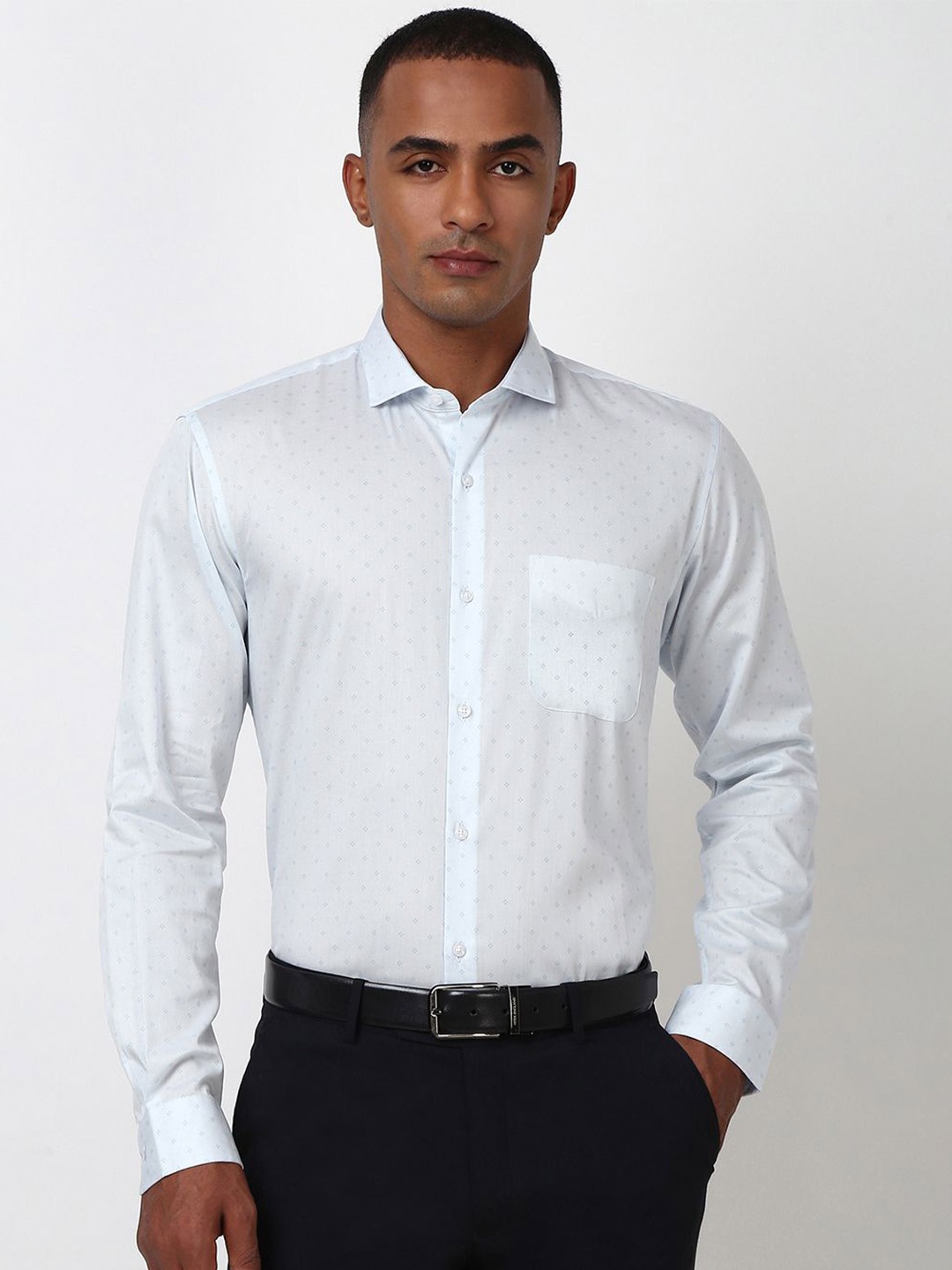 

Peter England Men Spread Collar Micro Ditsy Printed Cotton Formal Shirt, White