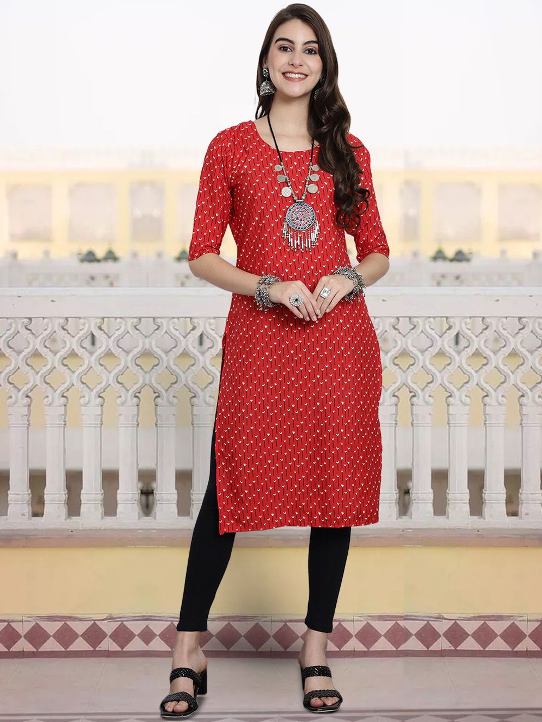 

7Threads Geometric Digital Printed Round Neck Straight Kurta, Red