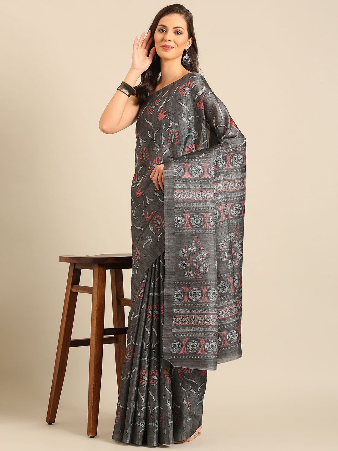 

Exclusiva Woven Design Saree, Grey