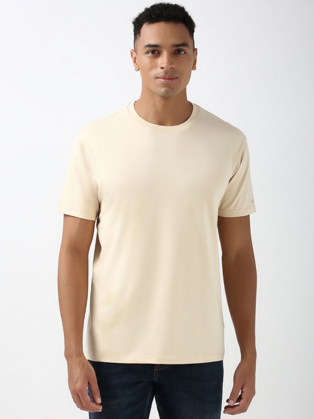 

Peter England Casuals Men T-shirt, Cream