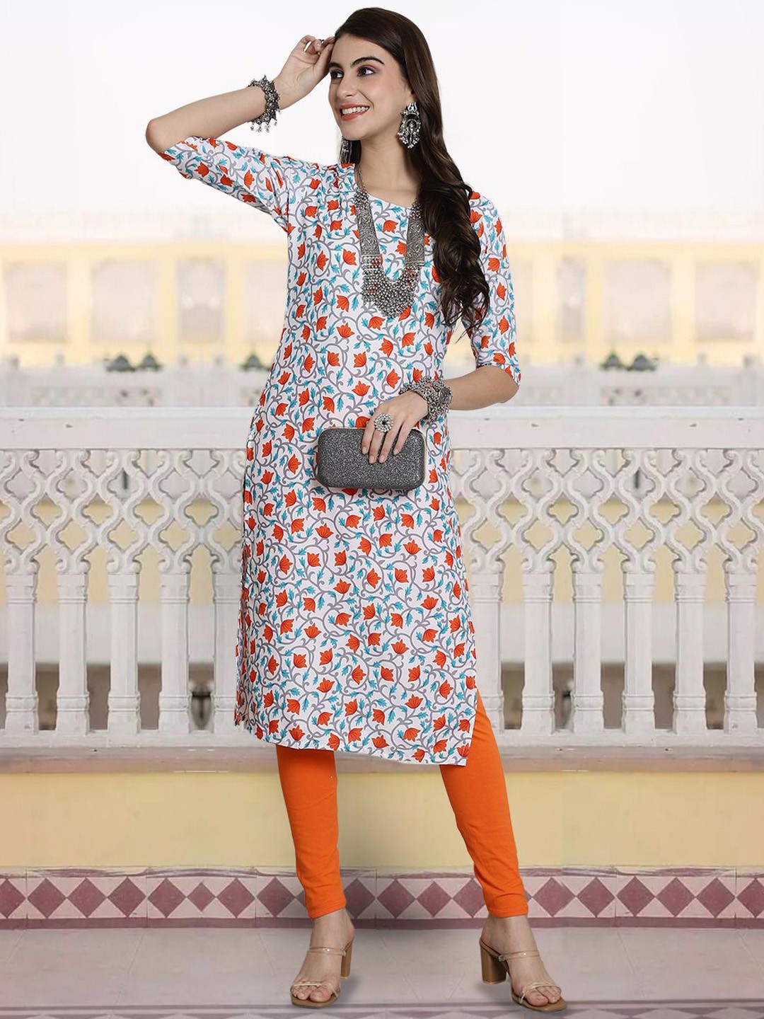 

7Threads Floral Printed Round Neck Straight Kurta, White