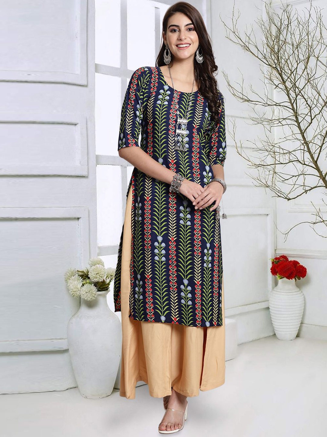 

7Threads Floral Printed Round Neck Straight Kurta, Navy blue