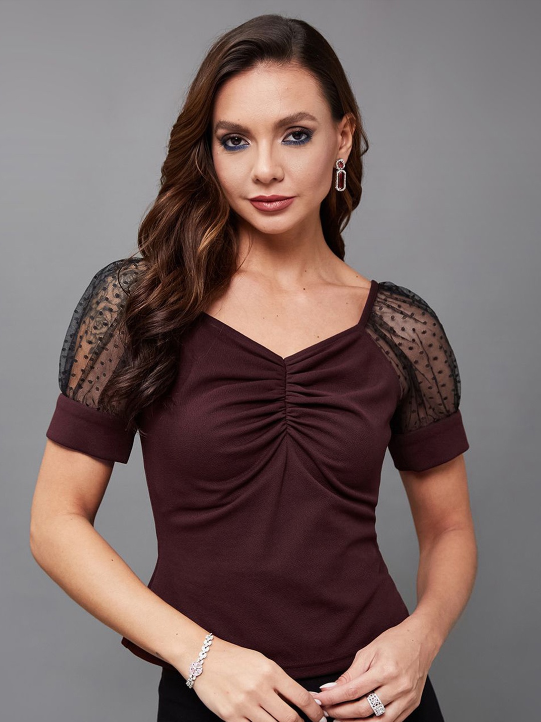 

Miss Chase Women Solid V-Neck Short Sleeve Relaxed Fit Regular Top, Purple