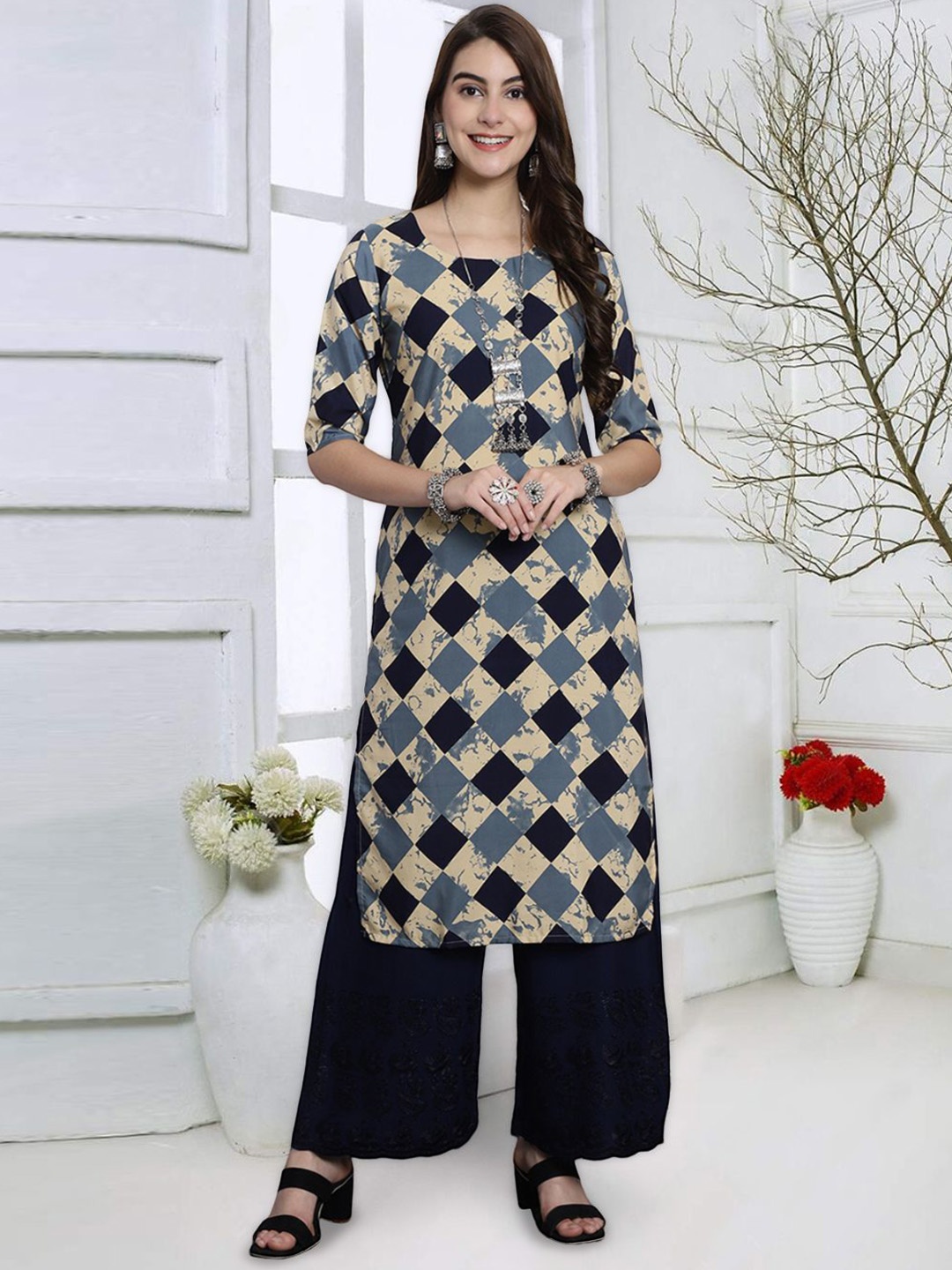 

7Threads Checked Printed Round Neck Crepe Straight Kurta, Navy blue