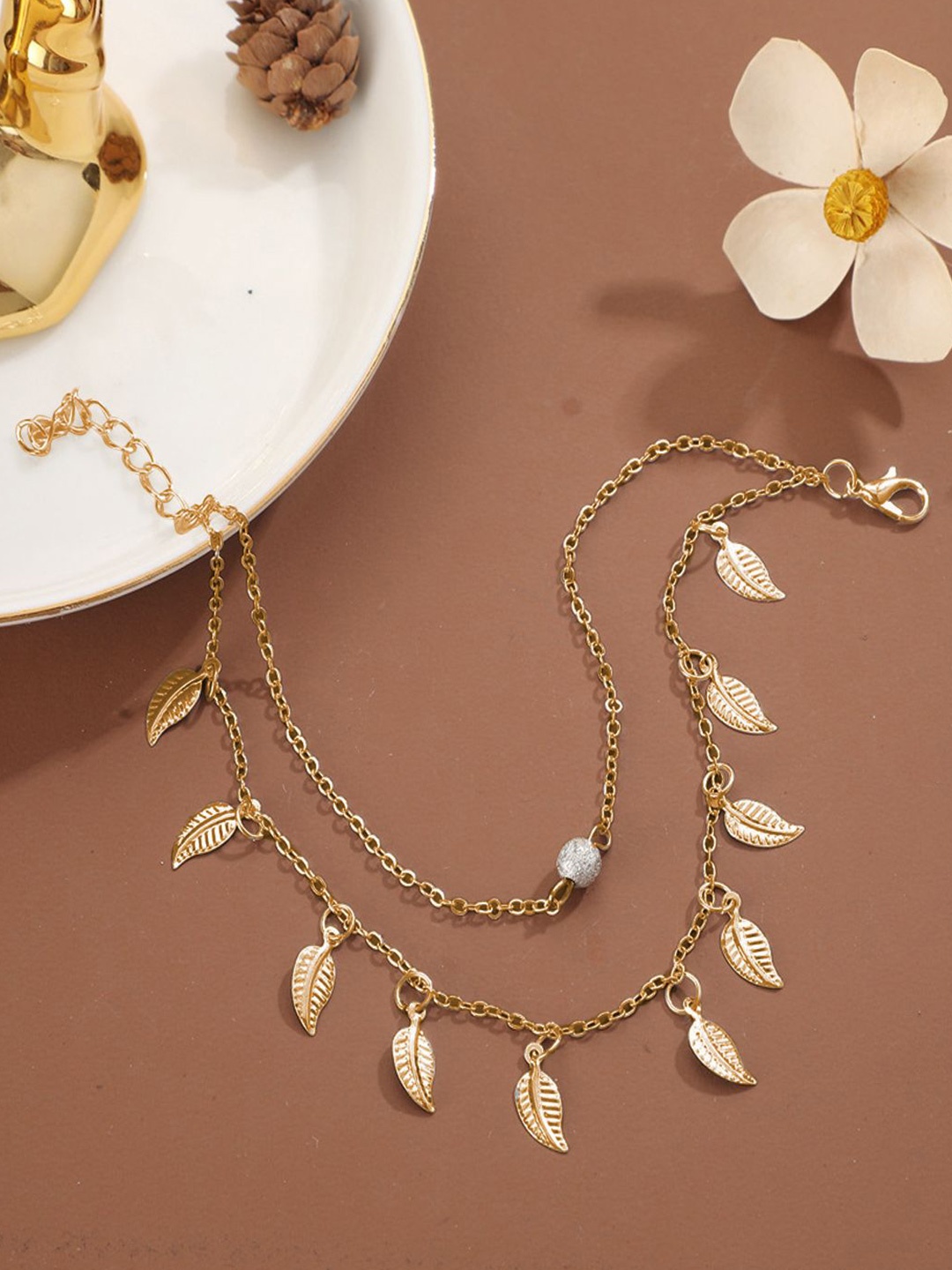 

VAGHBHATT Gold-Plated Pearls Single Anklet