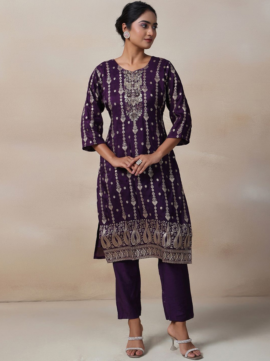 

Rang by Indya Ethnic Motifs Woven Design Regular Sequinned Kurta With Trousers & Dupatta, Purple