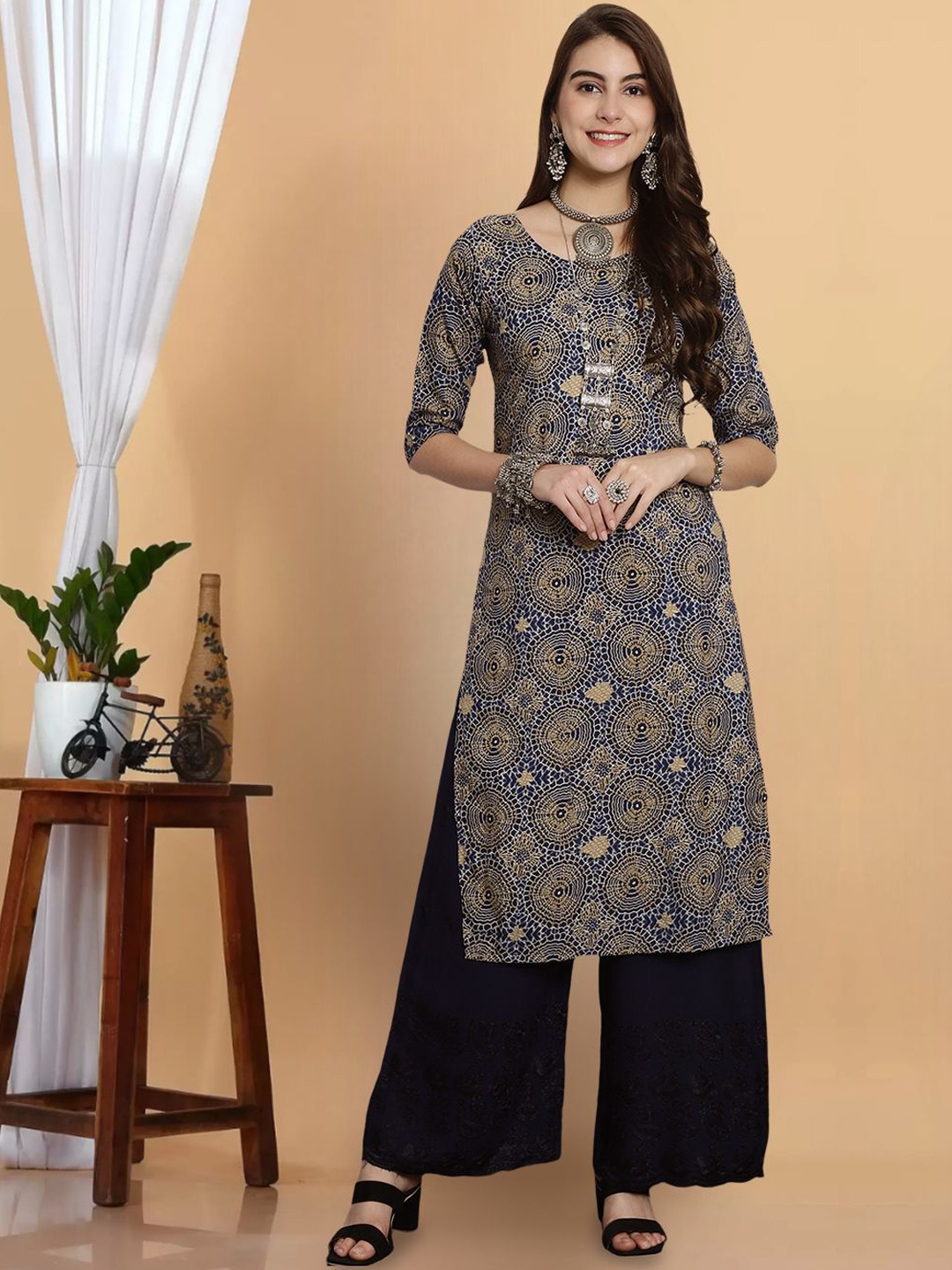 

7Threads Geometric Printed Crepe Straight Kurta, Grey