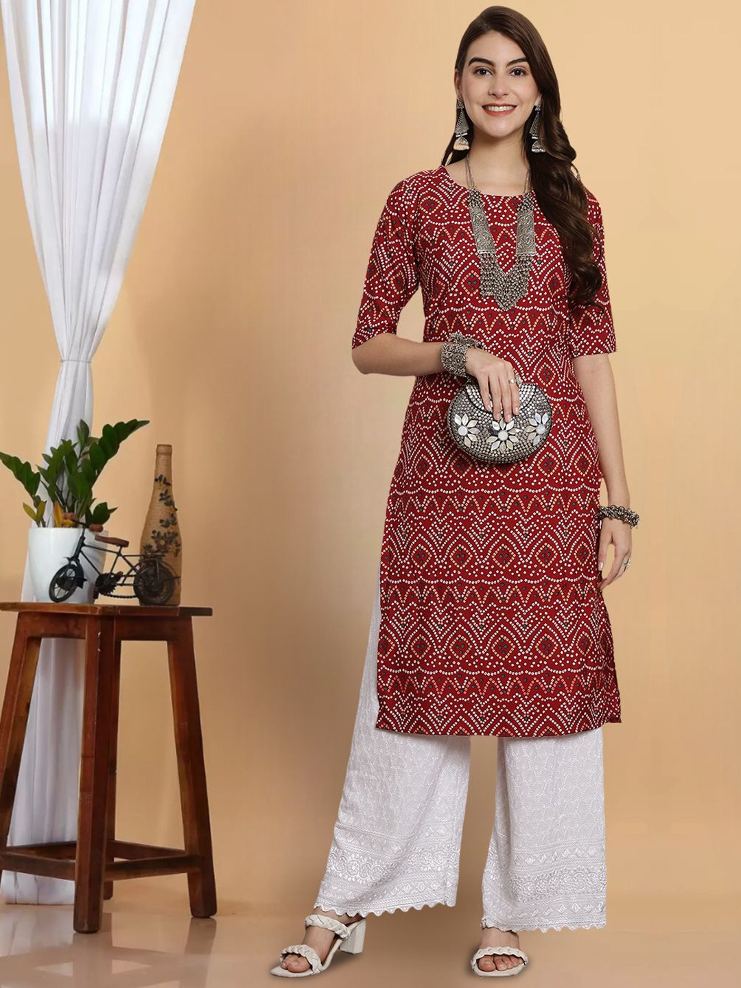 

7Threads Bandhani Printed Round Neck Straight Kurta, Red