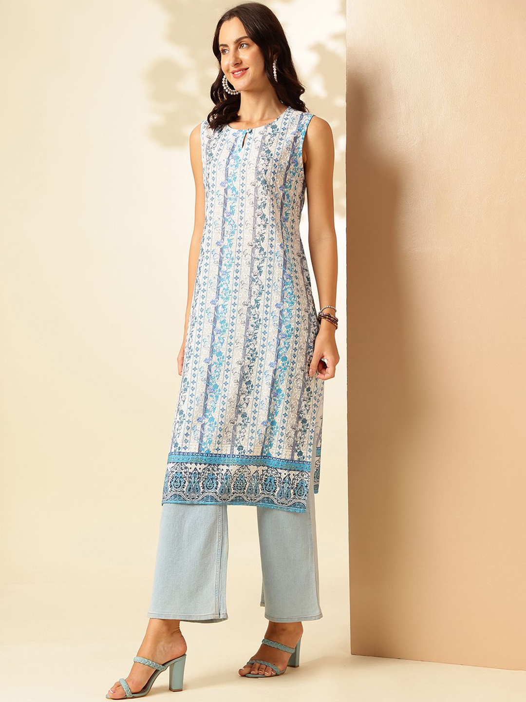 

Anouk Rustic Floral Printed Keyhole Neck Pure Cotton Straight Kurta, White