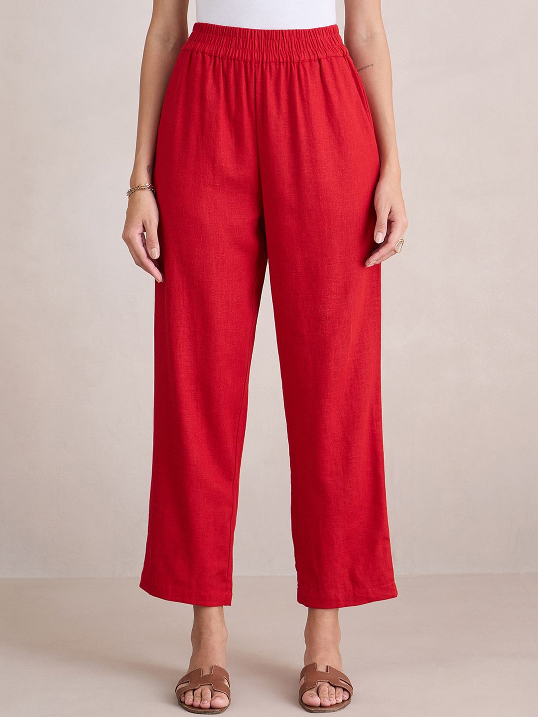 

FEMMELLA Women Pleated Formal Trousers, Red