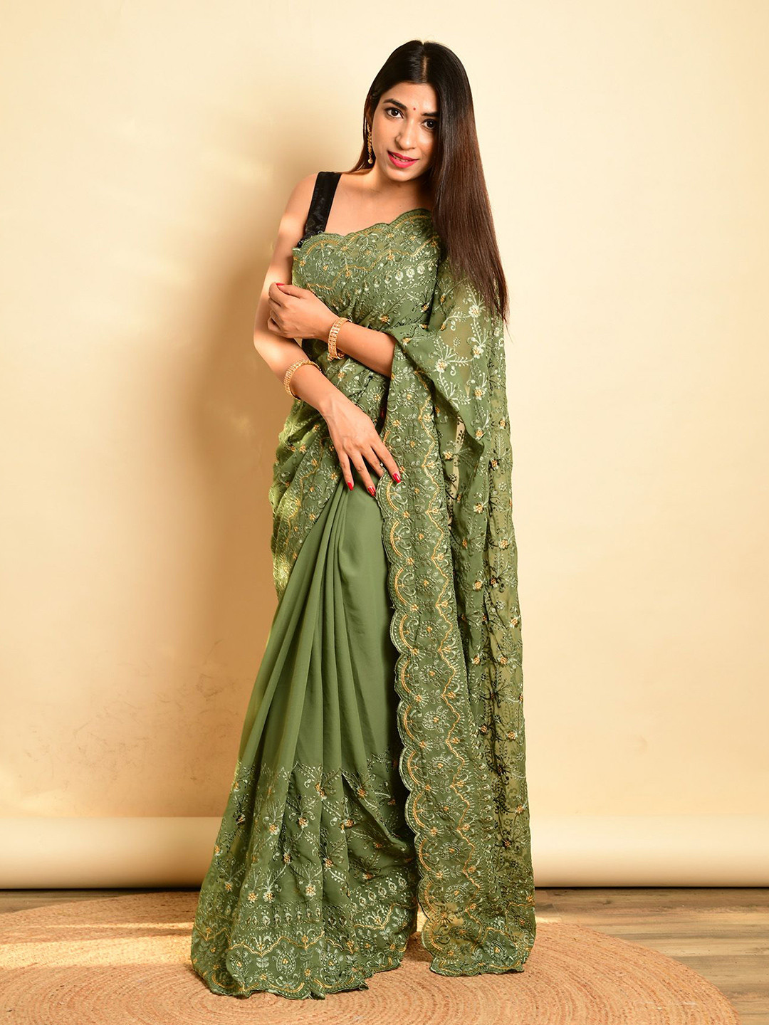 

elora Floral Embroidered Pure Georgette Saree, Green