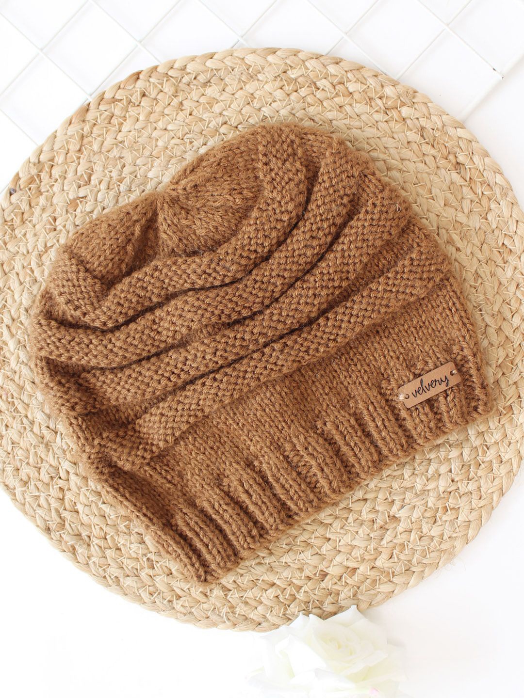 

Velvery Women Beanie, Brown